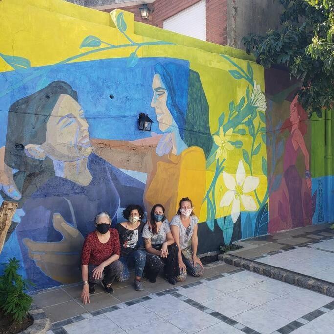 La Casa De Los Murales Avellaneda  Luaran gambar